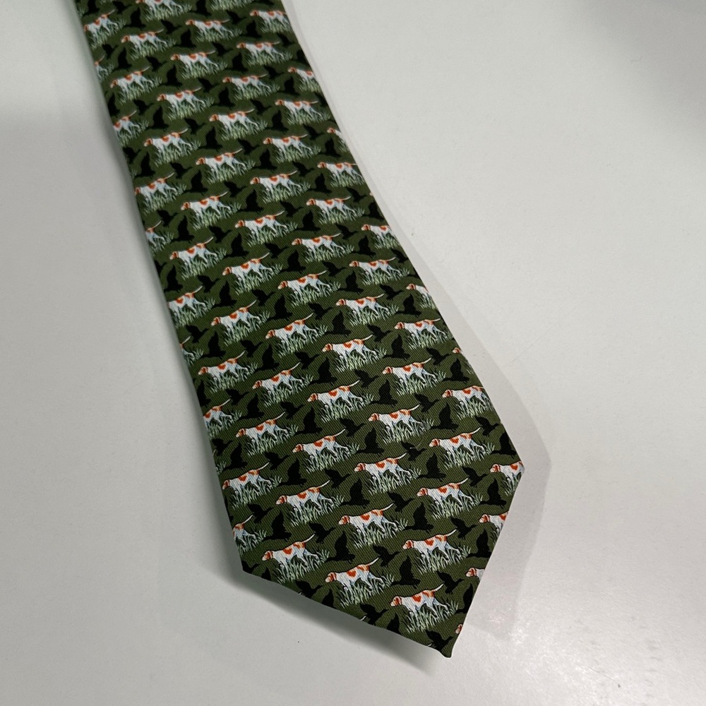 Vineyard Vines Olive Green Hunting Dog Print Tie